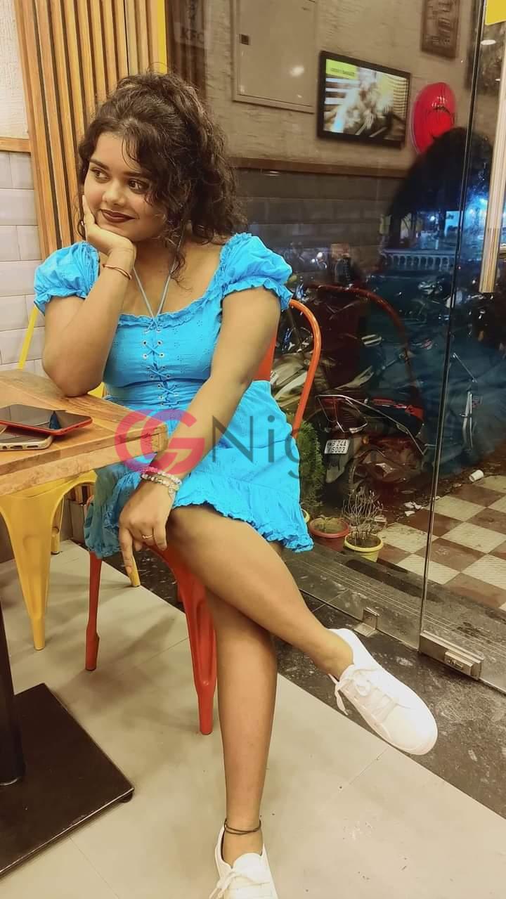 Varanasi call girl provide cash on delivery hotel